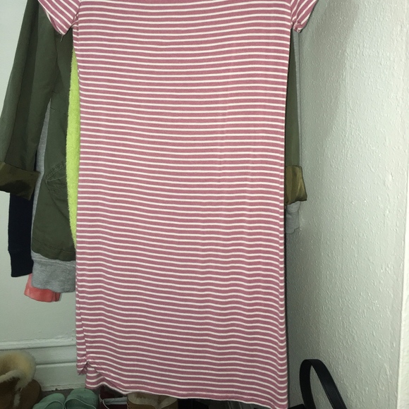 Pink striped dress - Picture 4 of 4